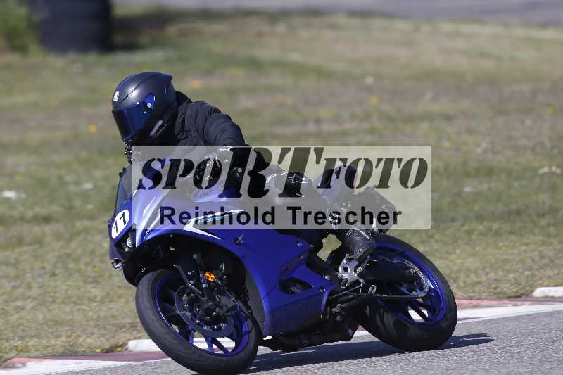 /01 02.04.2026 MAZ ADR/Gruppe gelb Gruppe gruen/11